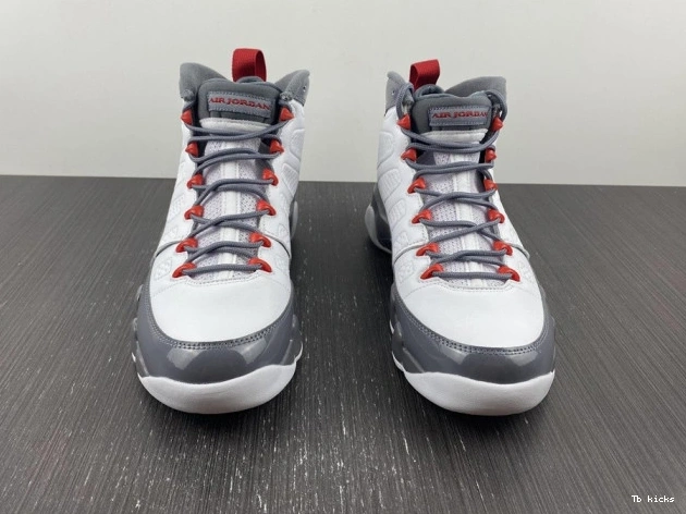 Reps TBK Fire CT8019-162 9 Red Jordan Air 0710